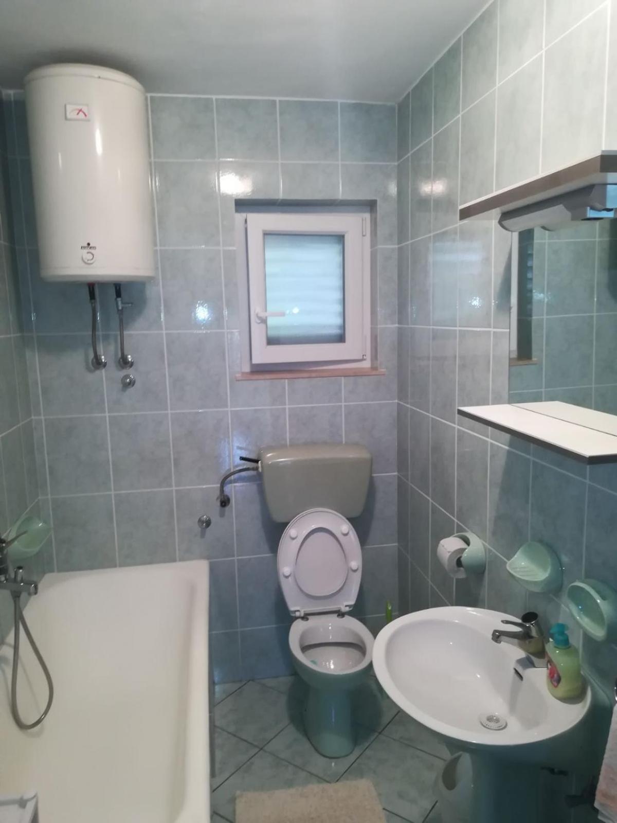 Apartment Nikica Трогір Екстер'єр фото