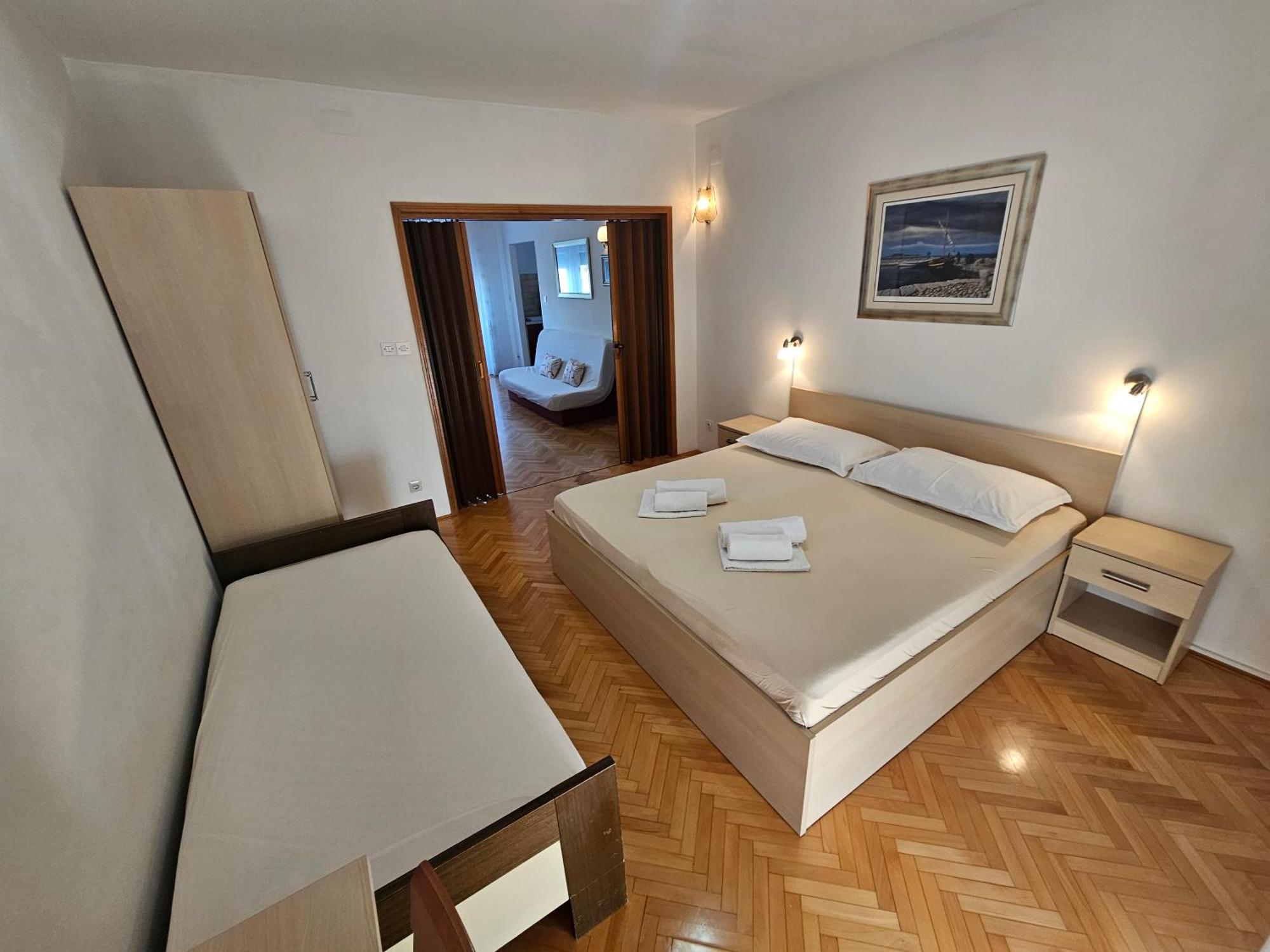 Apartment Nikica Трогір Номер фото