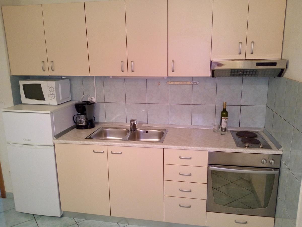 Apartment Nikica Трогір Екстер'єр фото